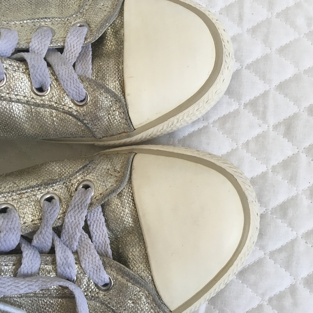 Burberry Gold Metallic Sneakers - Picture 3 of 8